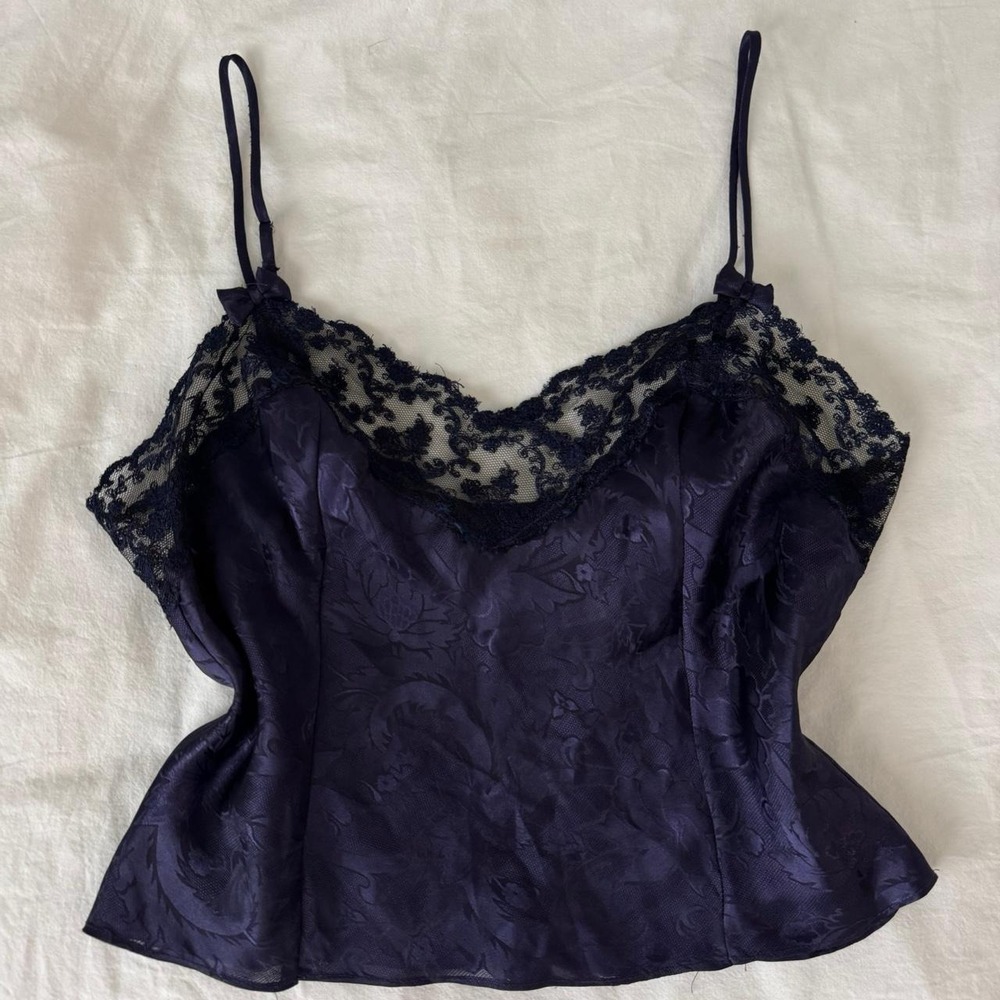 Victoria's Secret 1980s Gold Label Purple lace cami top with Black Lace